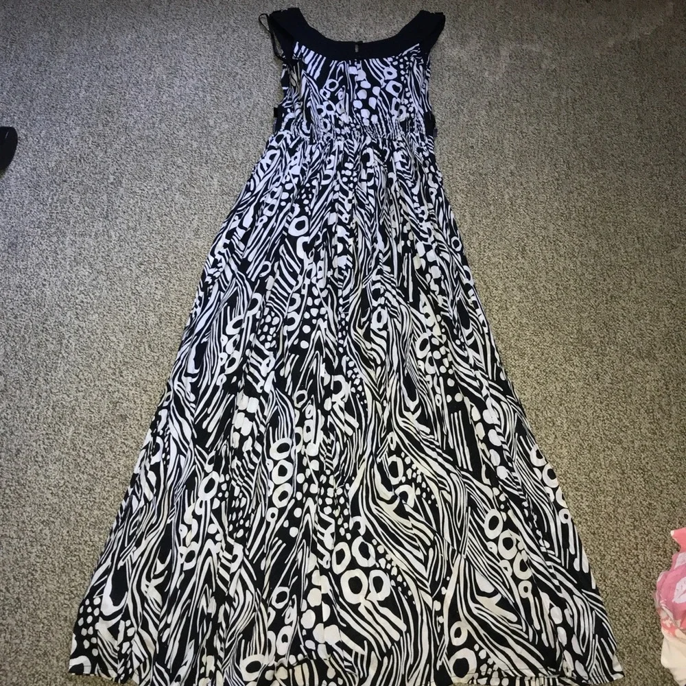 *Price Drop* Atmosphere Studded and Printed Maxi Dress - Picture 2 of 6